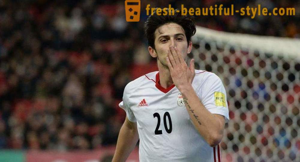Serdar Azmun: Carrière Iraanse voetballer, 
