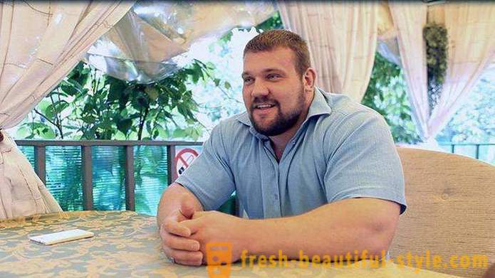 Kirill Sarychev: lengte, gewicht, foto's