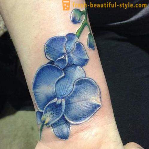 Flower tattoo op de pols voor meisjes. waarde