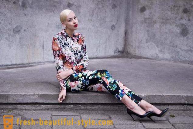 Modieuze broek met bloemen - wat te dragen, advies stylisten en de beste combinatie van