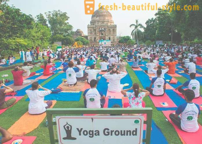 International Yoga Dag gevierd over de hele wereld