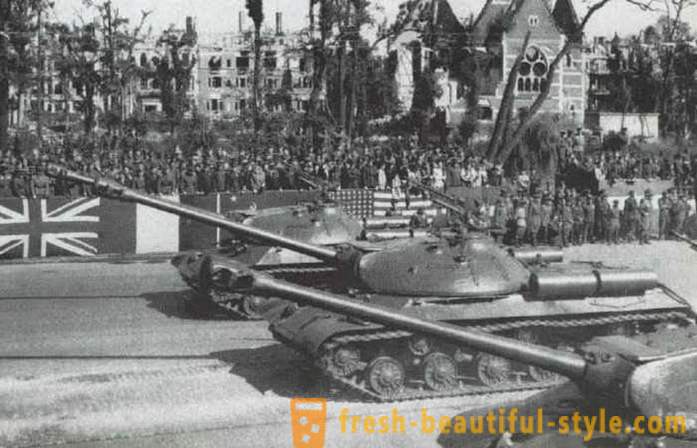Waarom heeft de Sovjet-Unie wees op de parade in Berlijn, IS-3 tanks