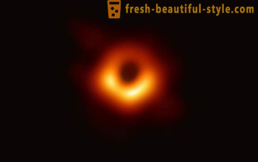 Zij heeft het eerste beeld van het superzware zwarte gat