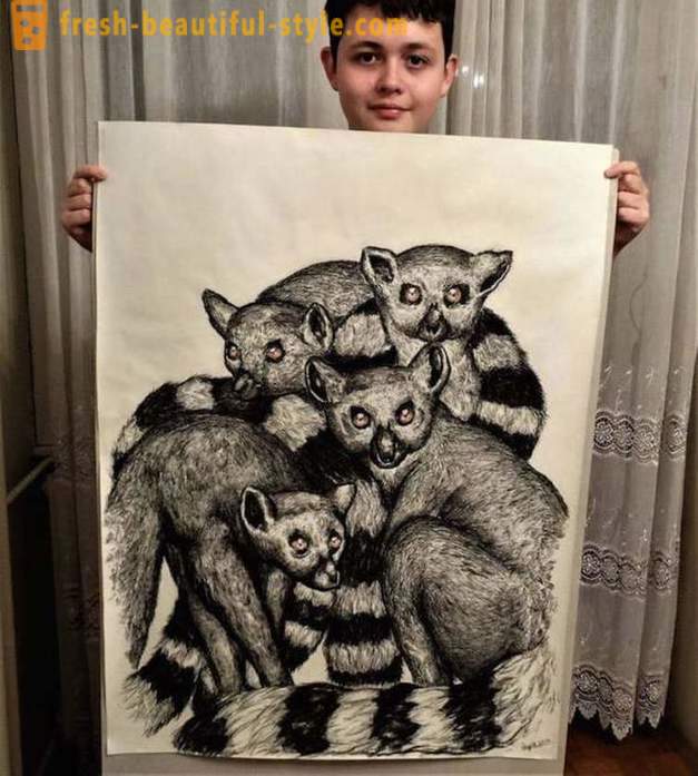 Servische tiener trekt prachtige portretten van de dieren door middel van een potlood of een balpen