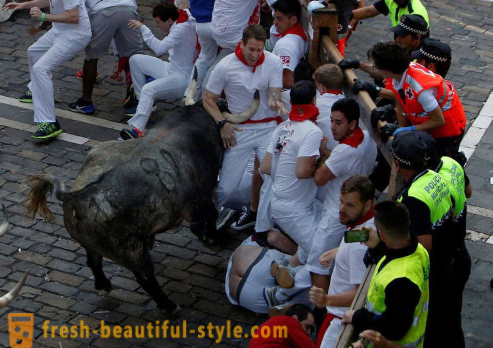 Hoe was de jaarlijkse stierenrennen in Pamplona, ​​Spanje