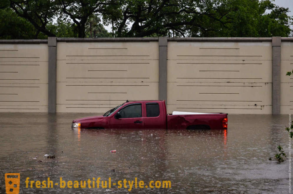 Historische overstromingen in Houston