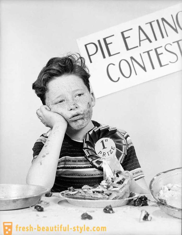 1915-1987 jaar: aanbestedingen voor concurrerende eten