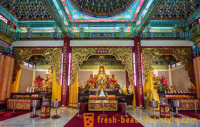 Excursie naar de Hindoe en Chinese tempels in Kuala Lumpur