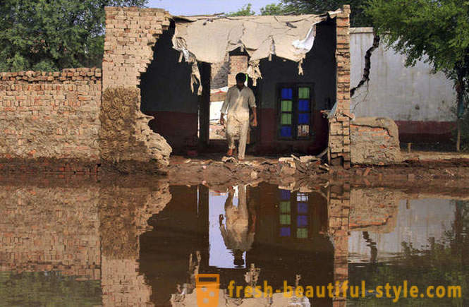 Historische overstromingen in India en Pakistan