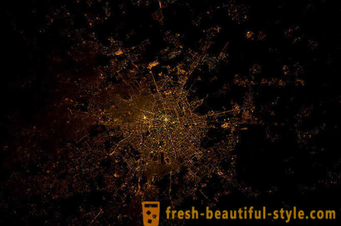 Night steden vanuit de ruimte - de nieuwste foto's van het ISS