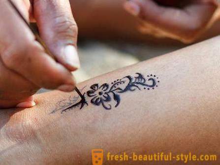 Henna tatoeages. Hoe maak je een tijdelijke henna tatoeages