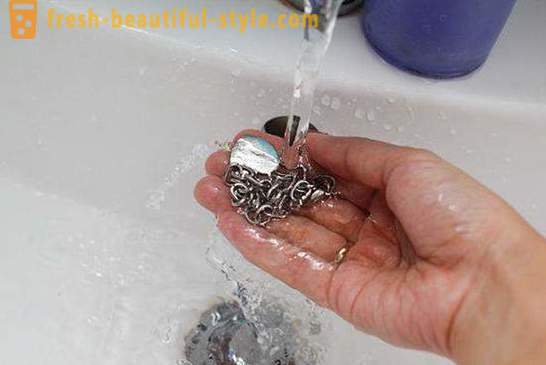 Handige tips over hoe je zilveren ketting schoon te maken